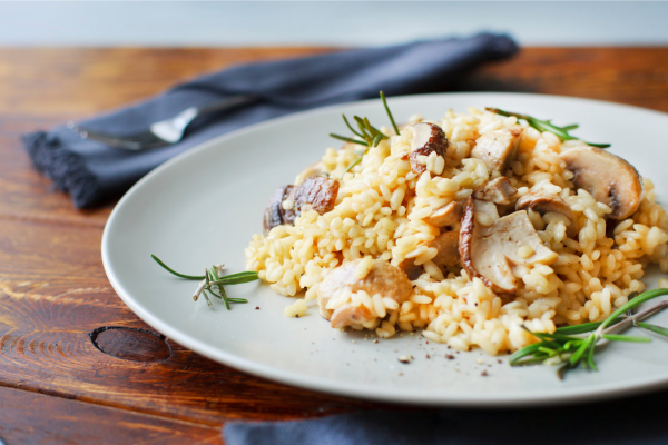 Aprenda a Fazer Risoto de Cogumelos com Arroz Integral para Idosos com Obesidade